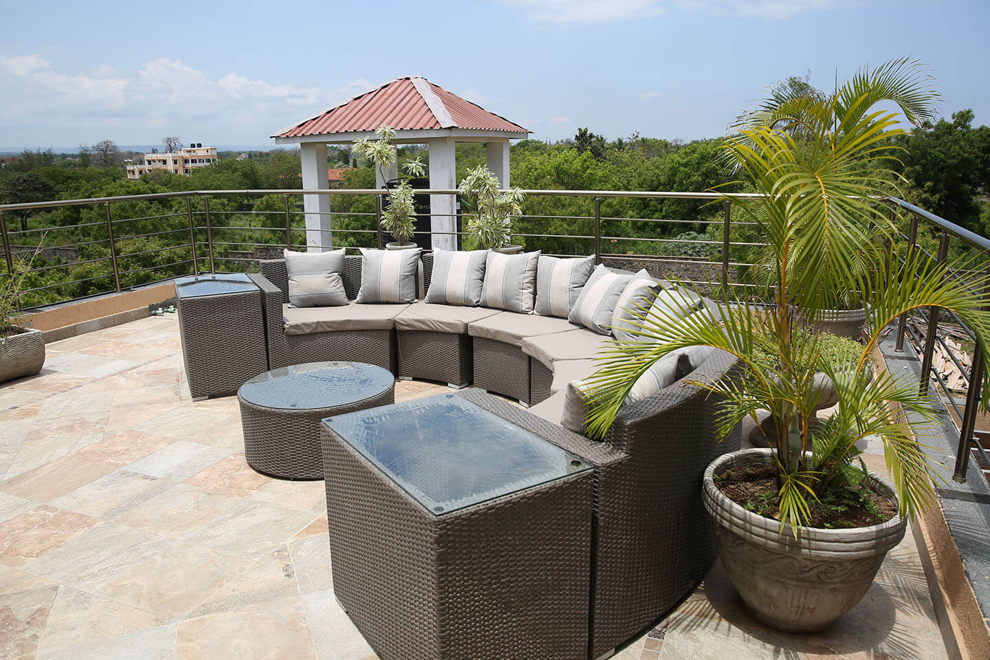 villas-pg-attic-slider-image3