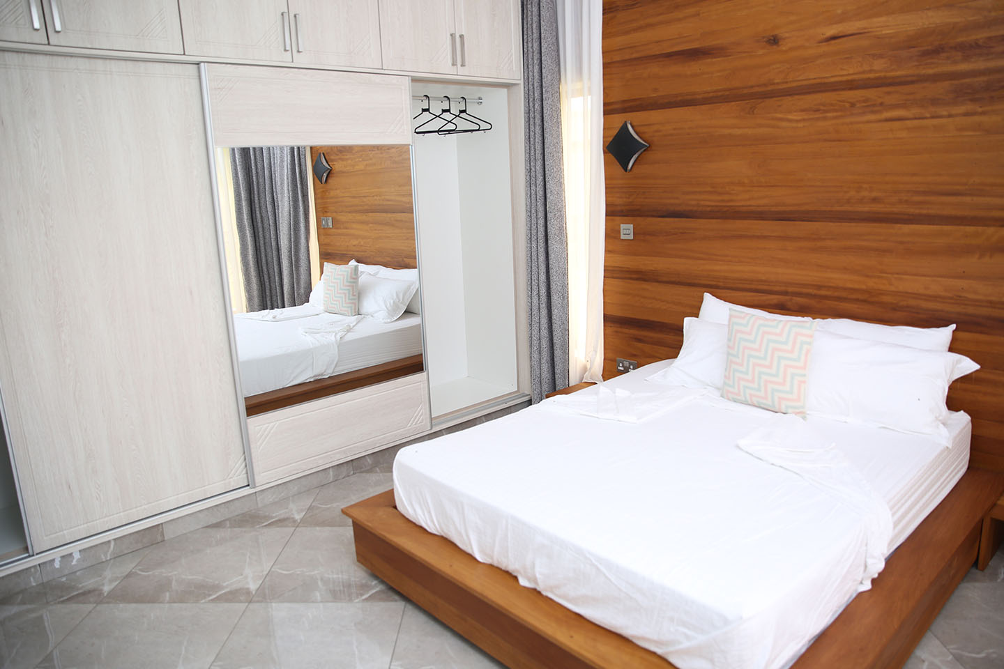 villas-pg-bedrooms-slider-image4