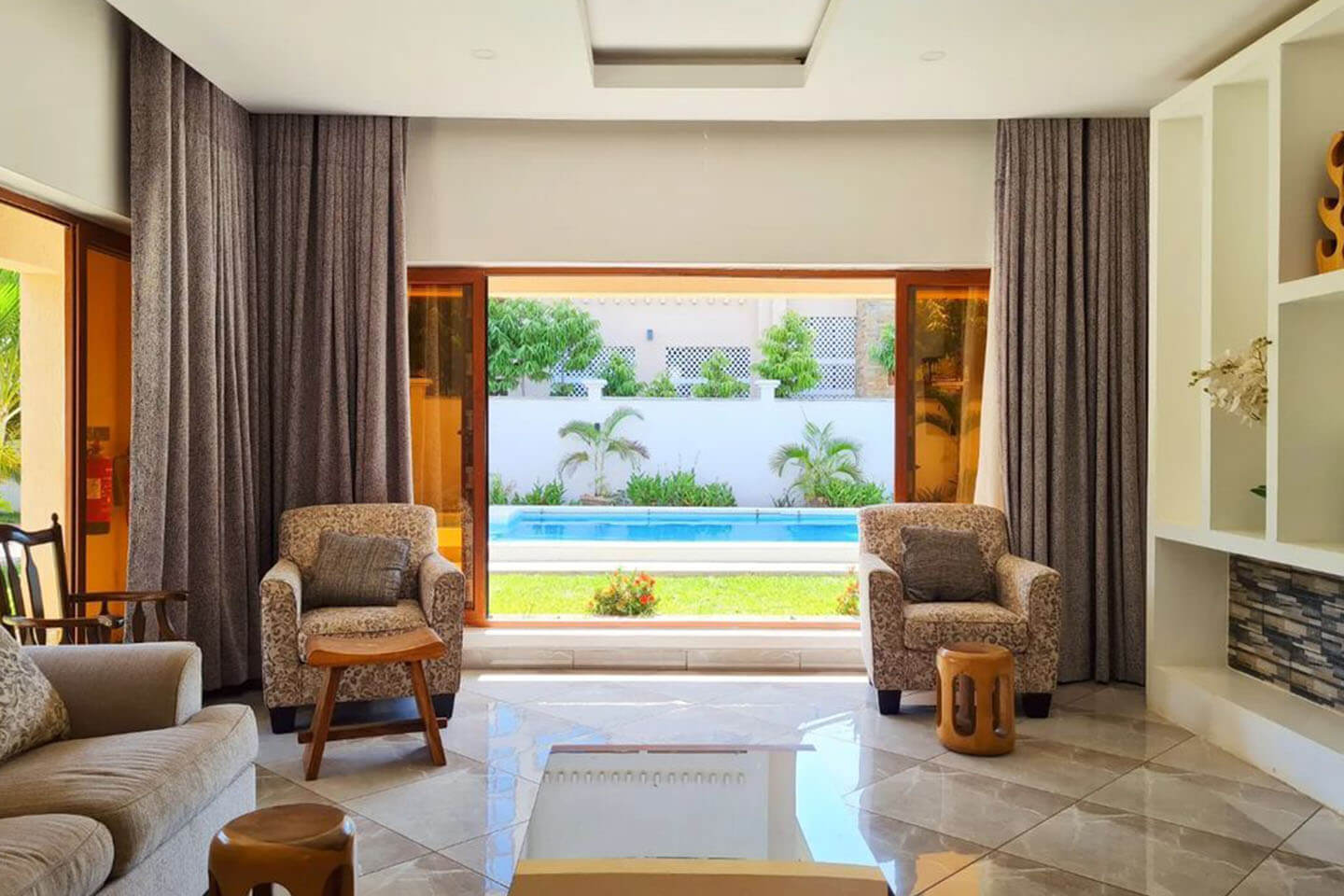 villas-pg-livingarea-slider-image1